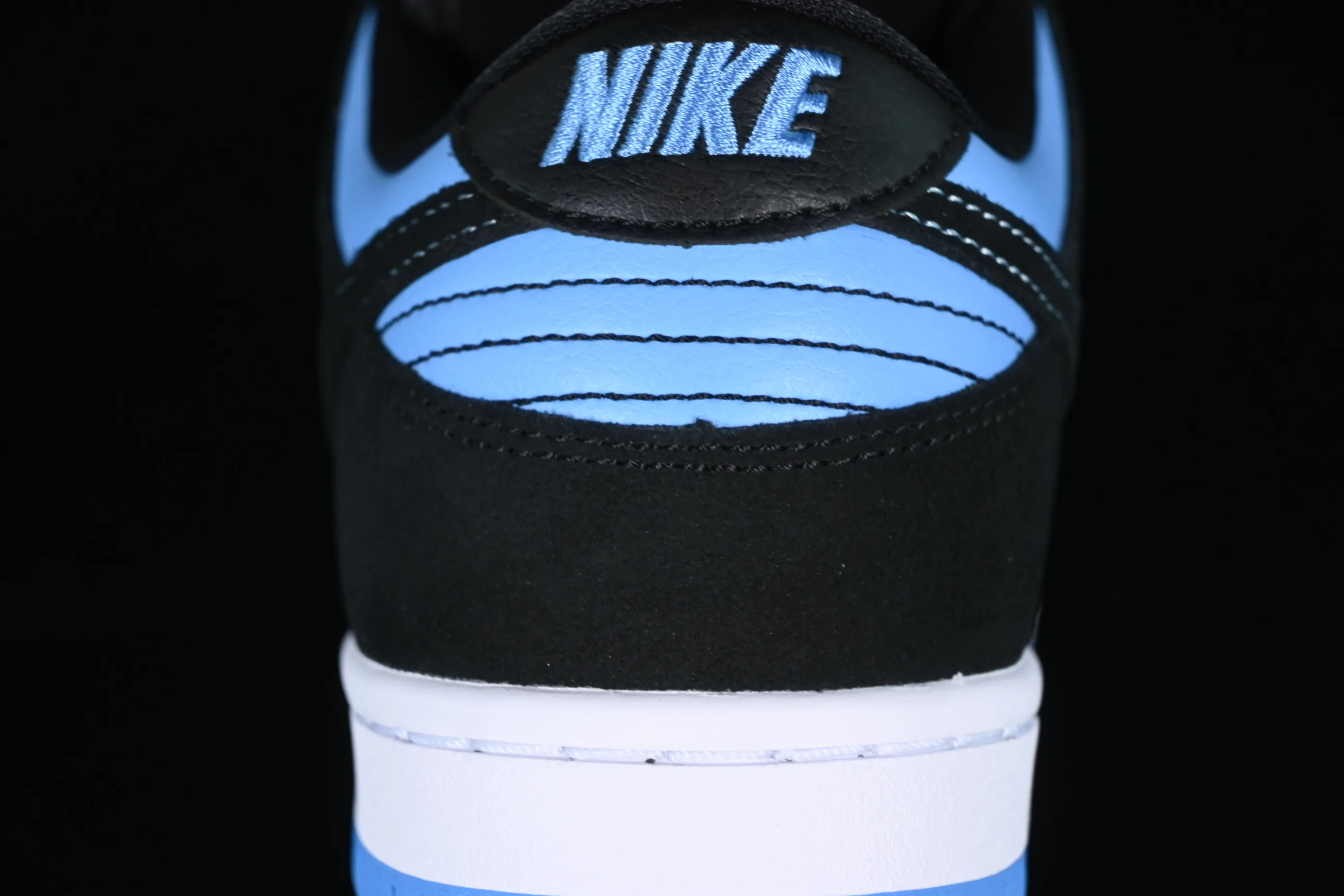 All categories Nk SB Dunk Series Nk SB Dunk Low low-top sneakers Nk SB Dunk Low "J-PACK 2" Black University Blue SB low-top sports and leisure sneakers 304292-048